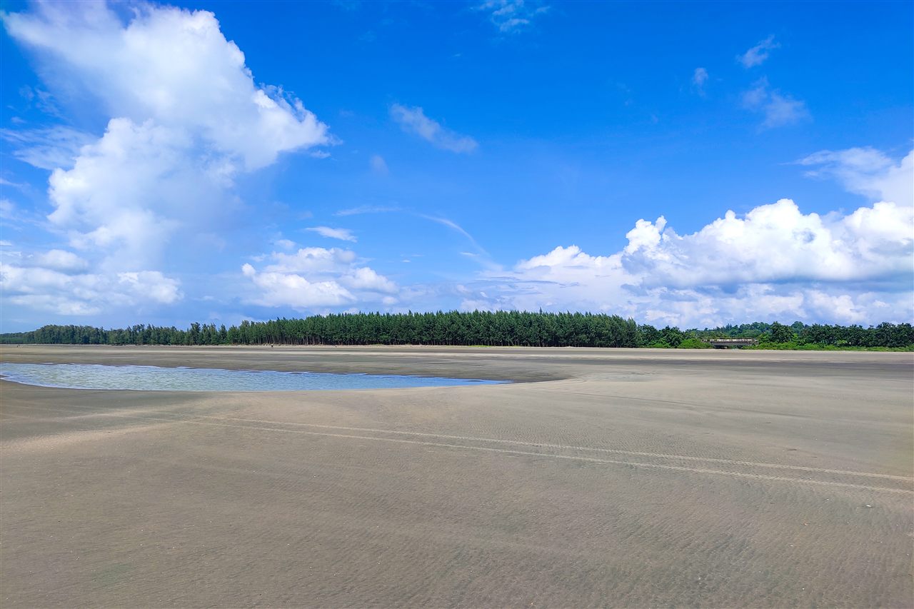 Inani Coral Beach and Marine Drive